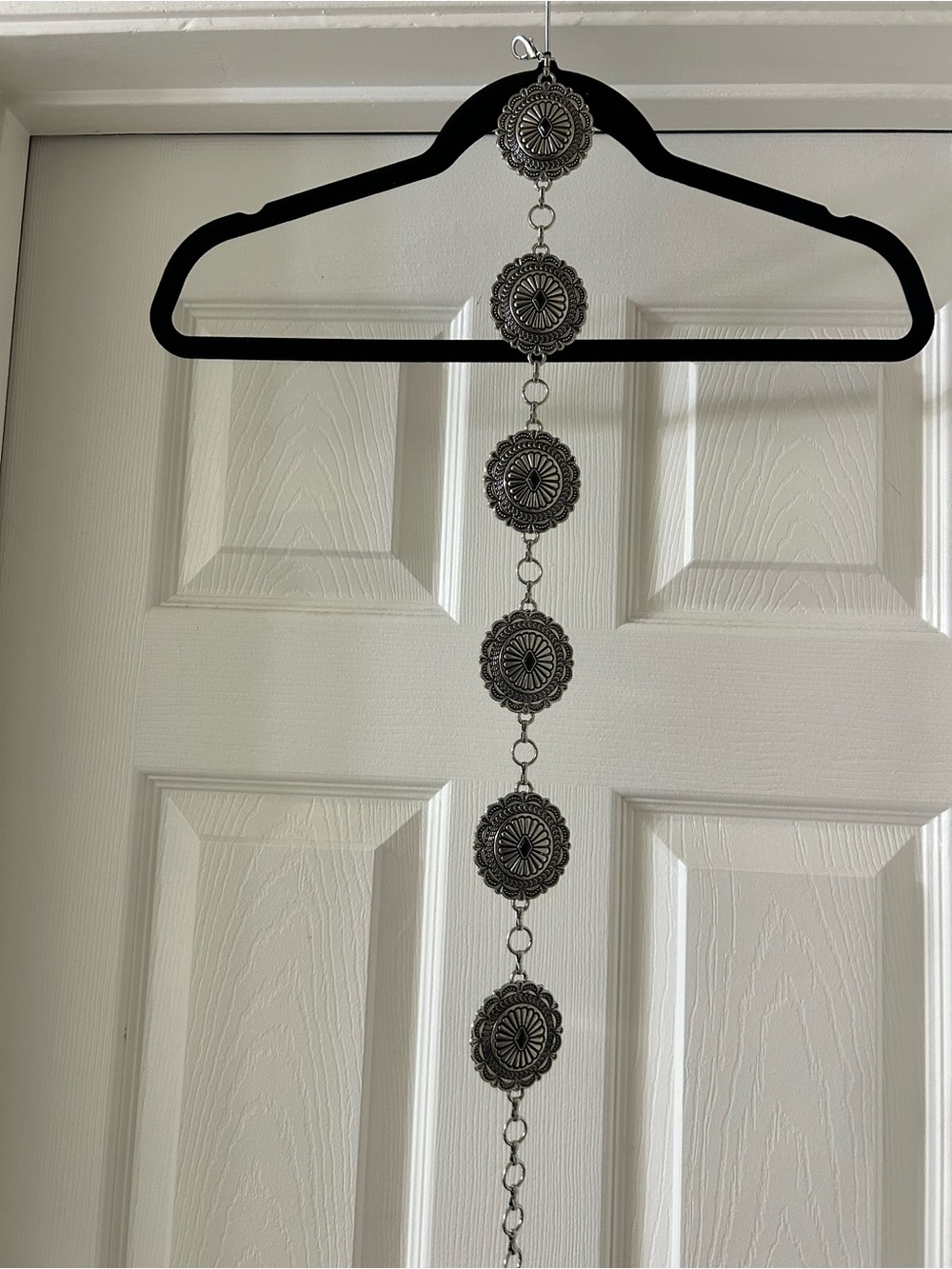 Silver Concho Chain Belt - Decorative Western Style